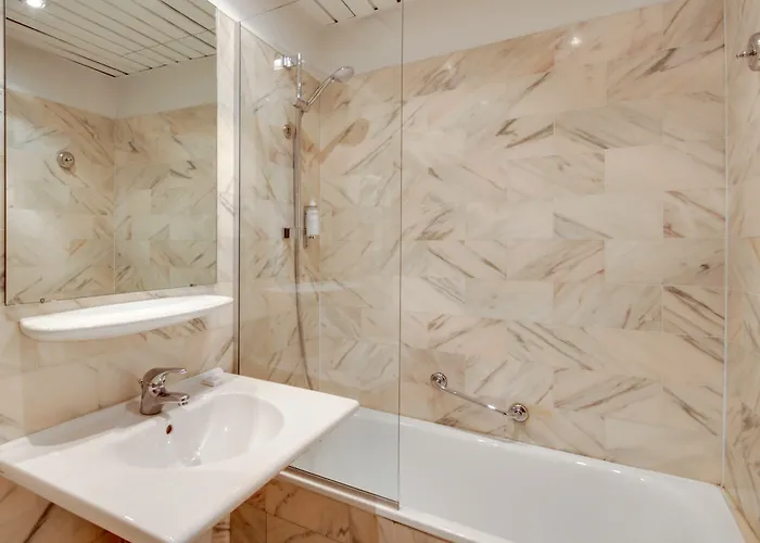 Hotel Sevres Saint Germain