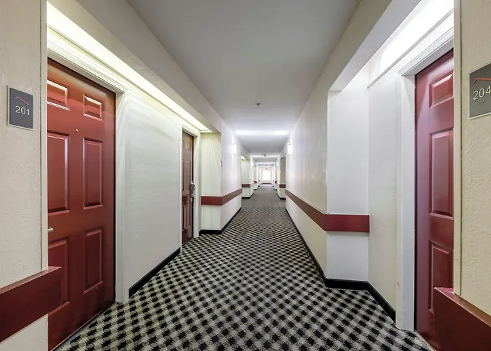 Red Roof Inn & Suites Mobile Sw - I-10