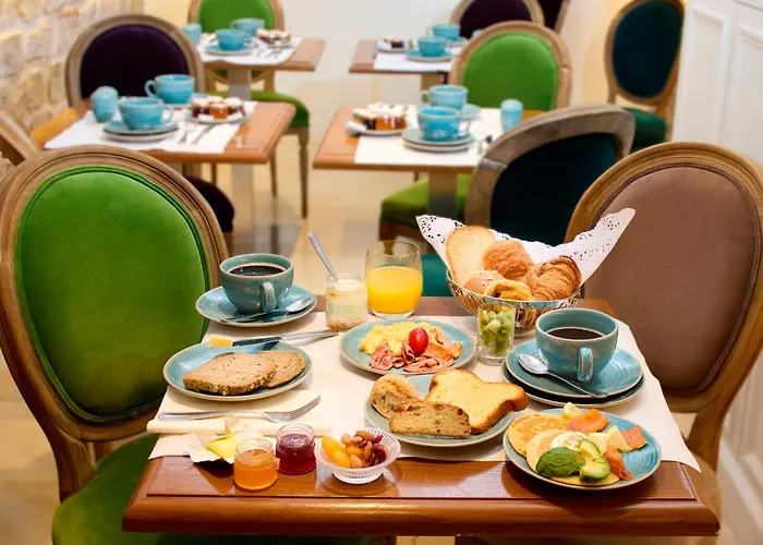 Le Relais Saint Honore
