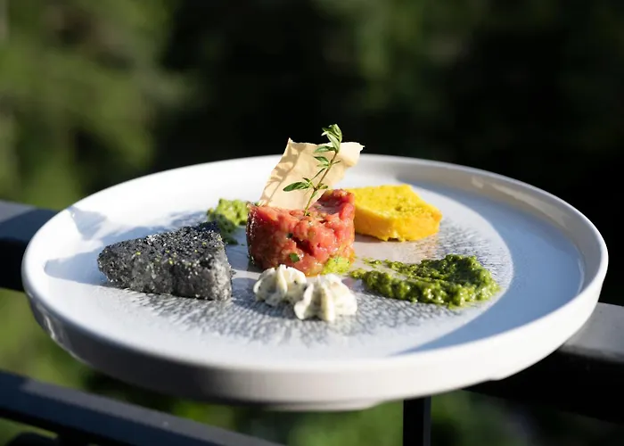 Hotel Paradies