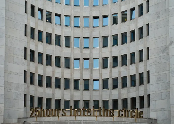 Hotels With Four Stars 25Hours The Circle