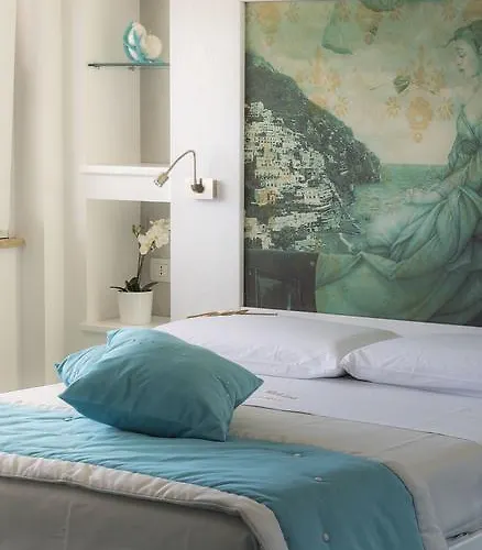 Hotel 3 stelle: La Madegra Seasuite