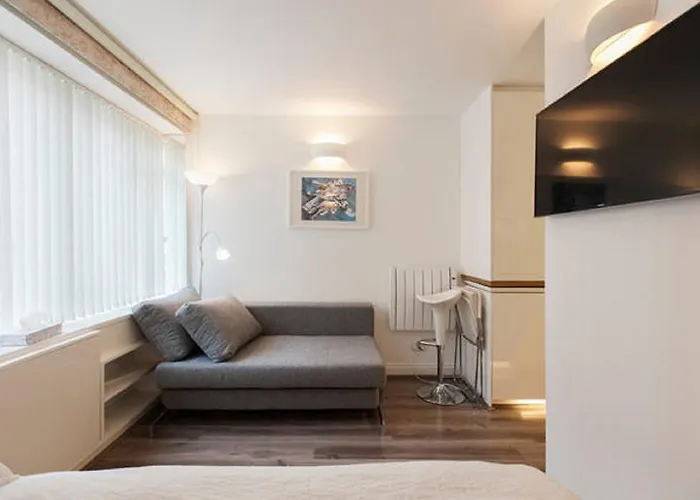 Hotel near College: Apartments Craven Terrace