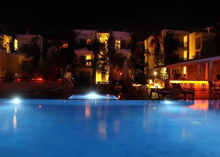 Sina Hotel (Adults Only)