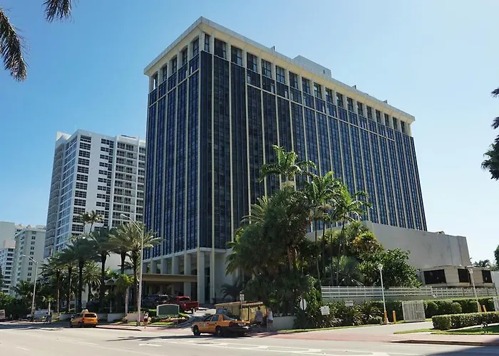 Casinha: Miami Beach Resort & Spa
