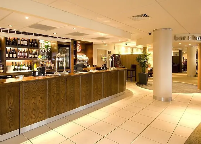 Premier Inn Manchester Airport Runger Lane South