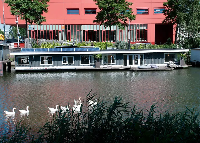 Boathotel