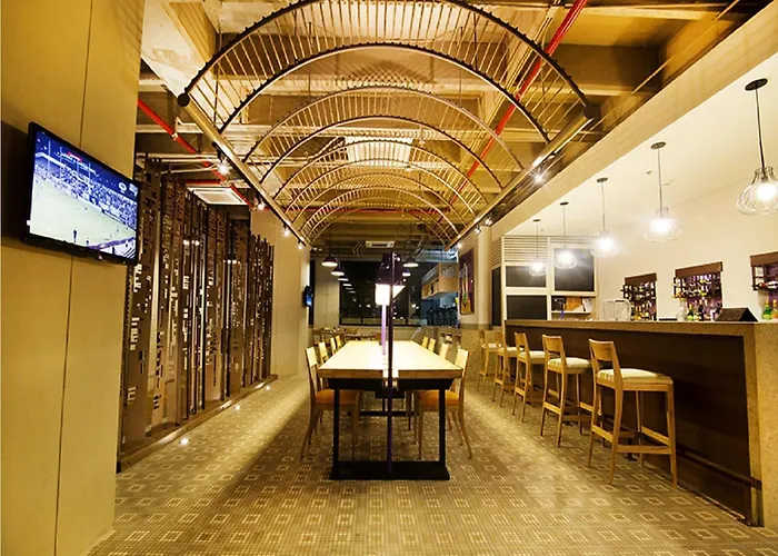 Hotel Bari Bucaramanga By Oxohotel