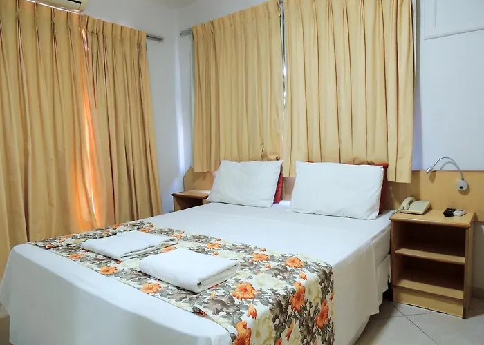 Hotel 3 estrelas: Personal Hotel