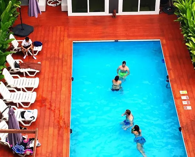 Beach hotel: Kriss Residence