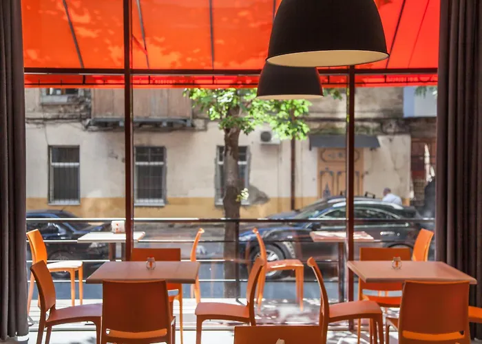 Airport Hotel: Orange Hotel