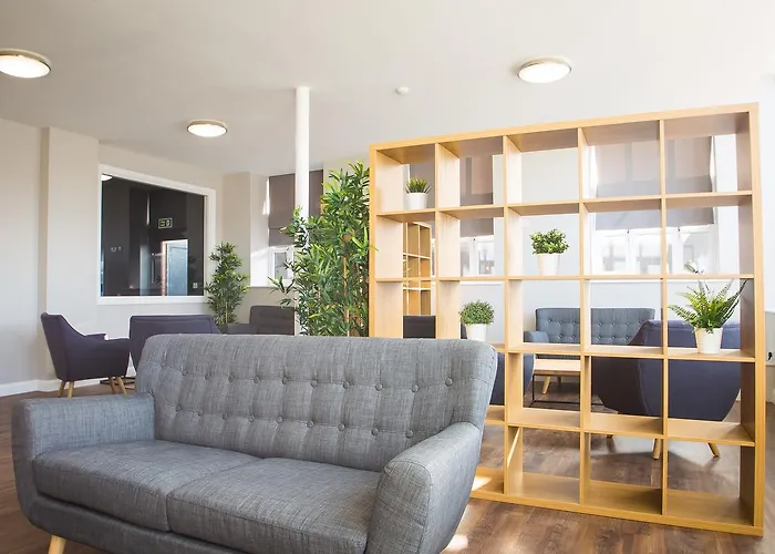 Apartment: Fox Street Apartments