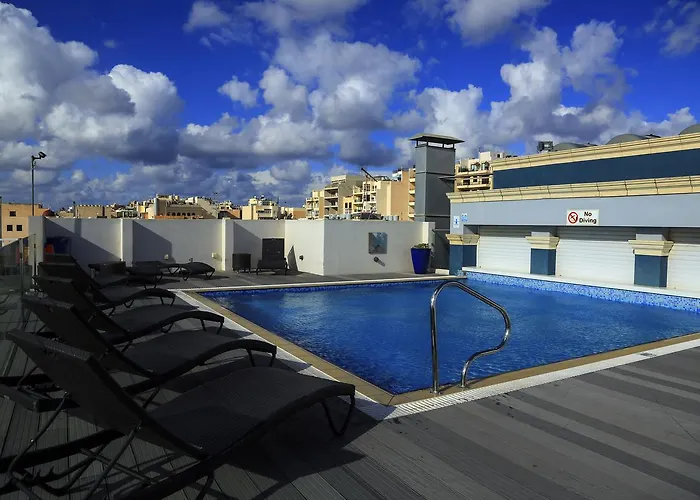 Hotel de 4 estrellas: Labranda Rocca Nettuno Suites