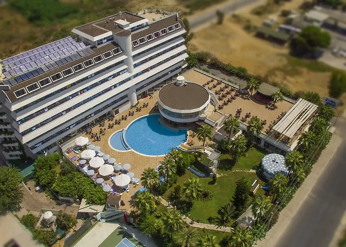 5-Sterne-Hotel: Drita Hotel