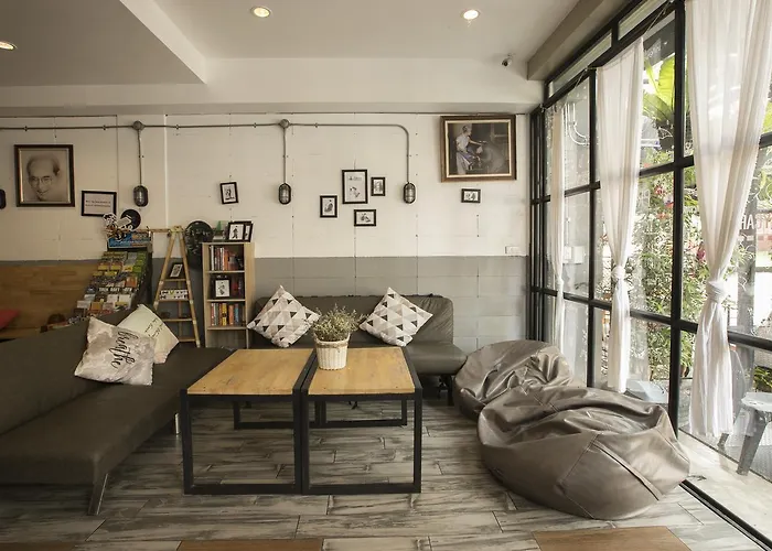 Hostel: The Pause Hostel