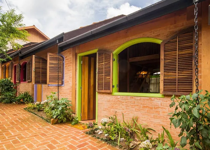 Vila: Vila Báltica Chalés