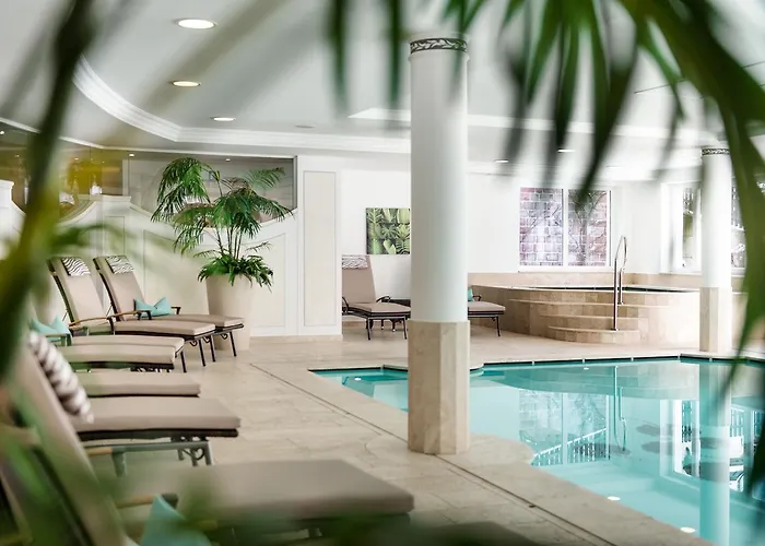 Сity center hotels Grones
