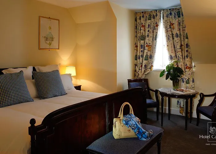 Hôtel de plage: Hotel California Champs Elysees