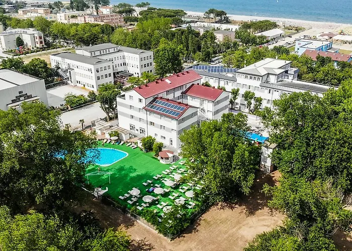  Color Green Village Cesenatico Family