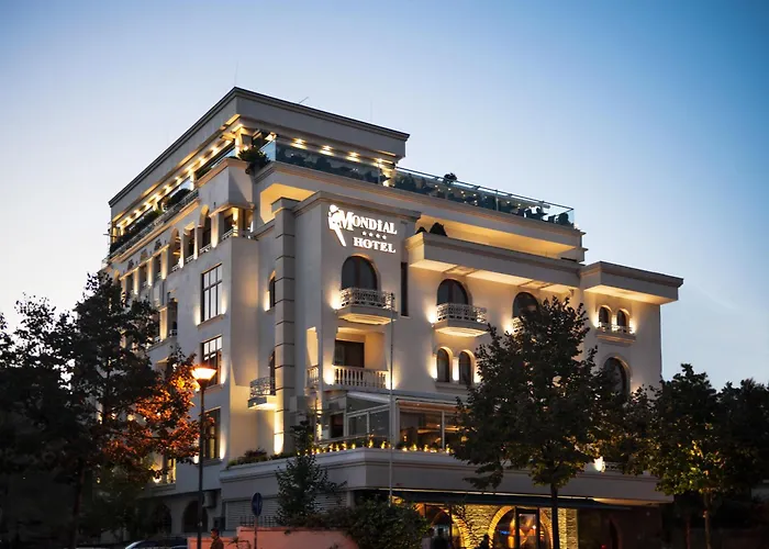 Hotels with a view Mondial