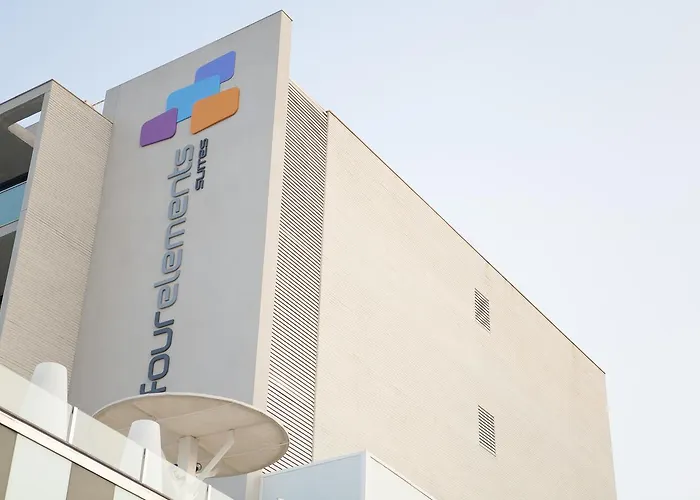 Aparthotel Four Elements Suites