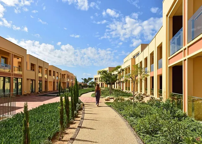 The Navigator - Colombus Apartments & Villas