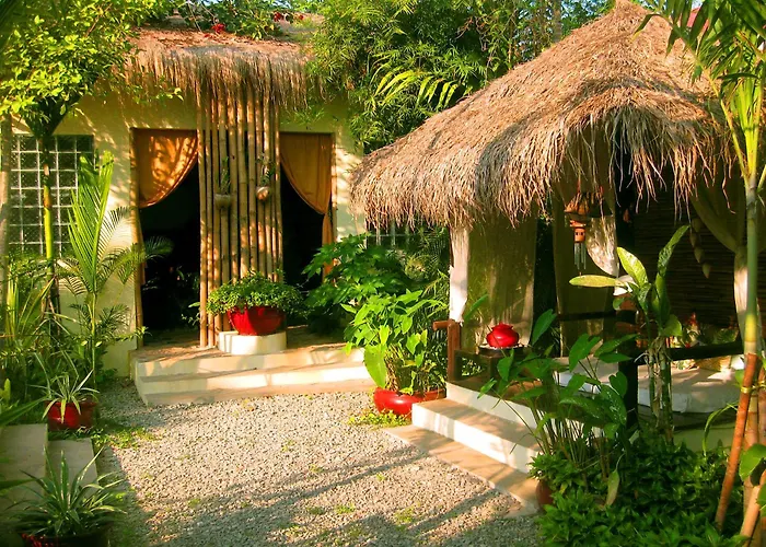 Original cottages Cockatoo Nature Resort & Spa