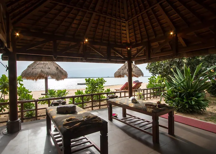Peninsula Bay Resort