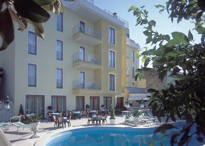 Hotel con golf: Hotel Albatros