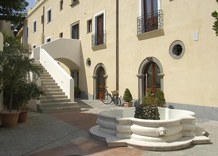 Hotel Villa Meligunis