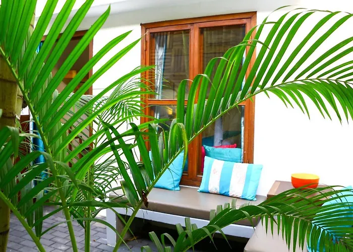 Blue Lime Hotel