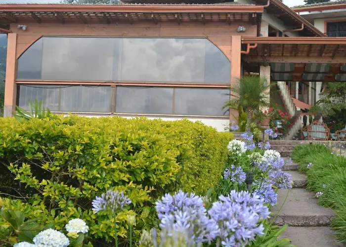 Finca Paraiso Mountain Retreat Near San Jose Airport