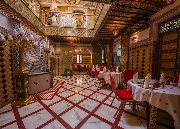 PALAIS LARAICHI Riad la porte bleue suites