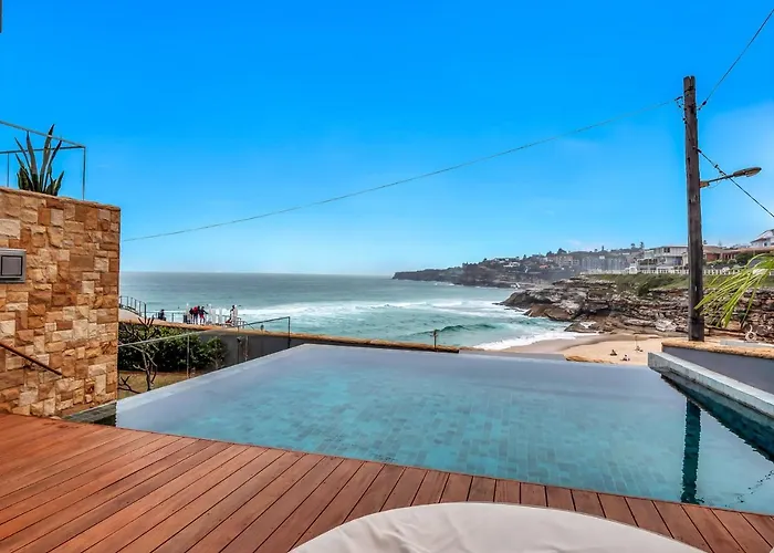 5 star hotel: Tamarama Apartments