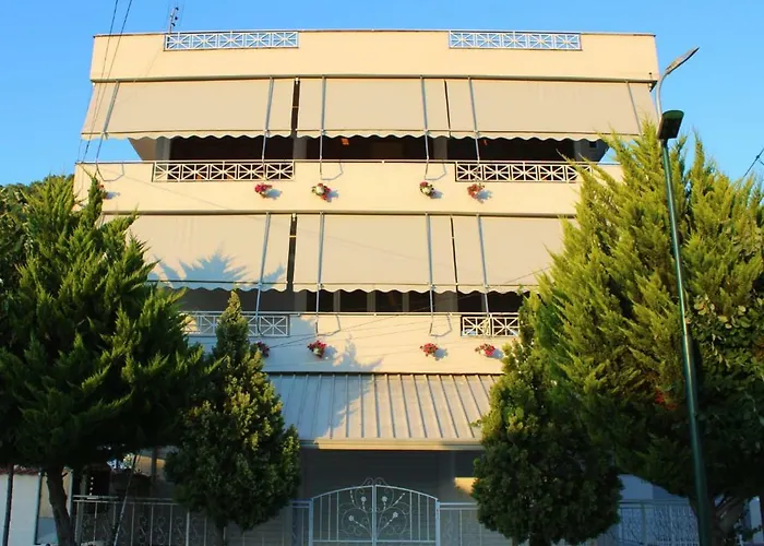 Hc Hotel & Suites