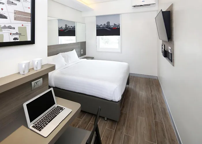 Family Hotel: Red Planet Cubao Aurora Boulevard