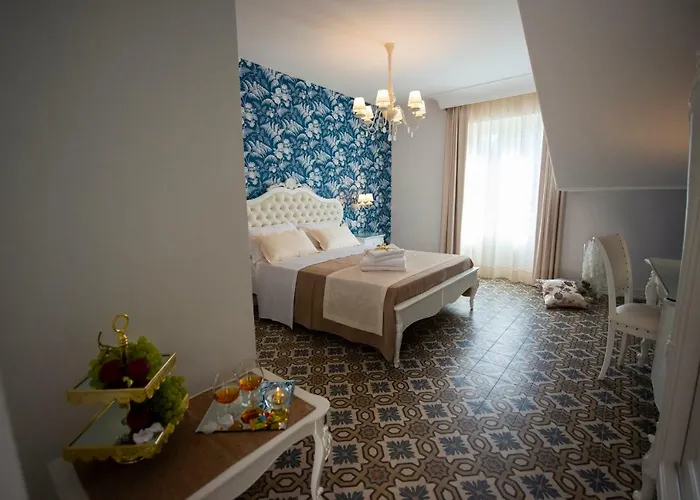 Sui Generis Luxury Rooms