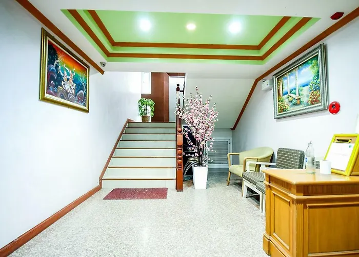 Self catering: Oyo 280 Thai Garden Resort