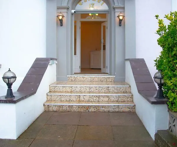 Beach Hotels Carmel House
