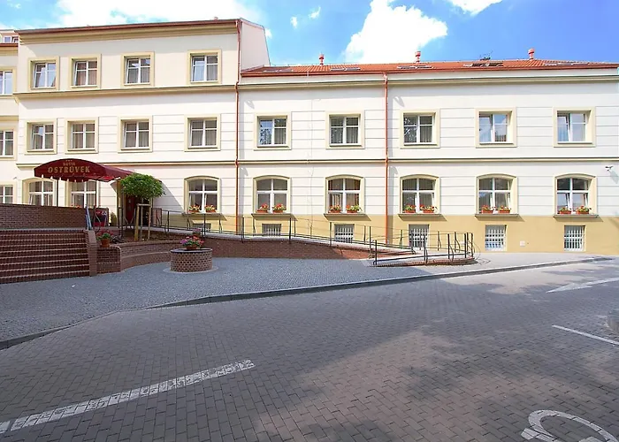 Hotel con vista: Hotel Ostruvek