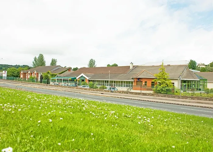 Beach hotel: Great National Commons Inn Hotel