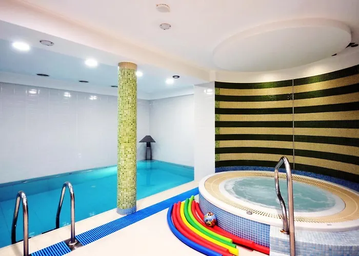 Resort: Bursztyn Resort