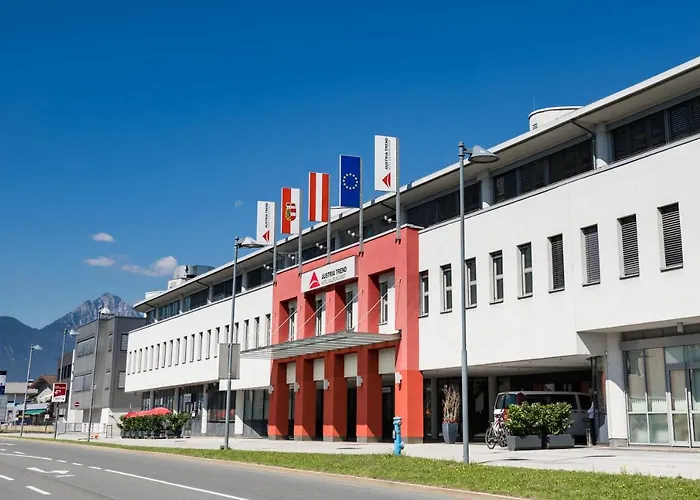 Hotel with Tennis: Austria Trend Hotel Salzburg West