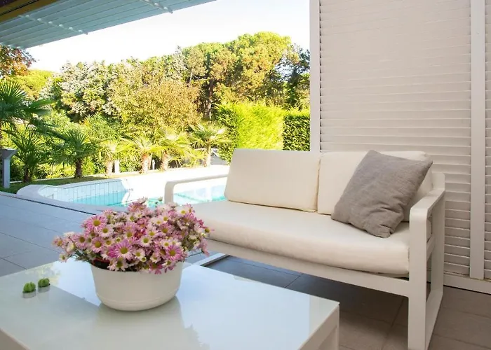 Villa Riva Beachfront