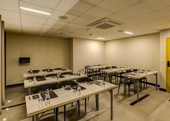 Hotel 3 estrelas: Arawi Miraflores Express
