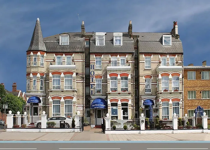 Self catering: Clapham South Dudley Hotel