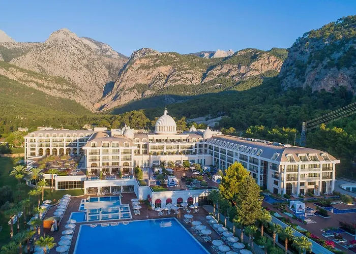 Juju Premier Palace