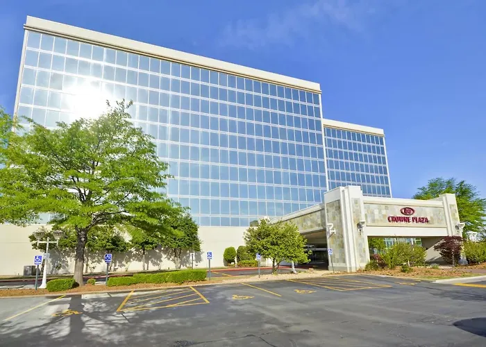 Crowne Plaza Tulsa Hotel Southern Hills