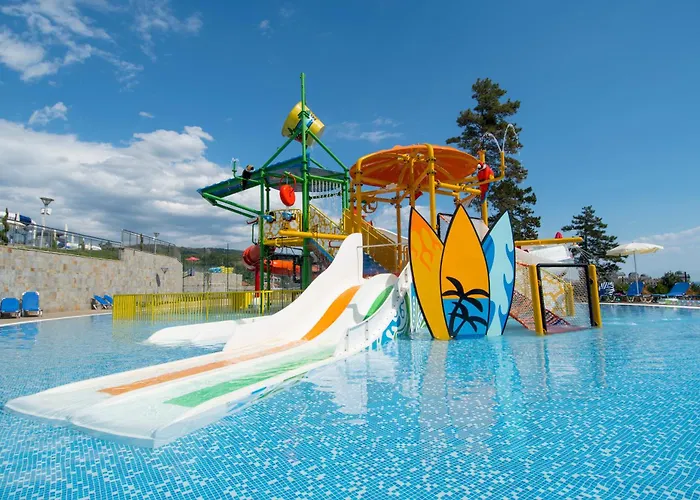 Nevis & Aqua Park