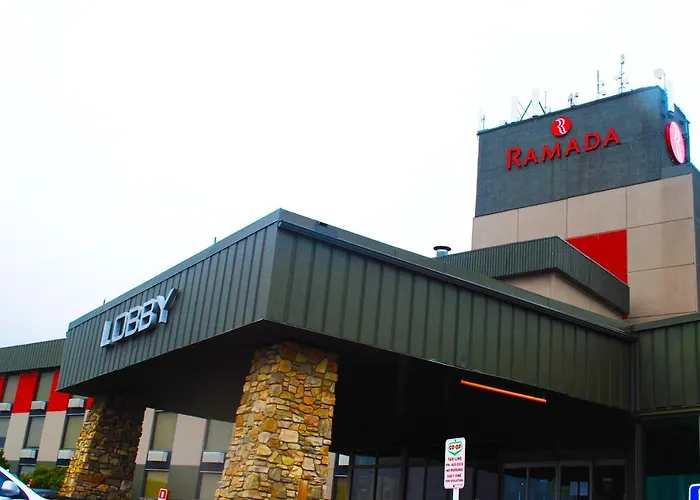 Ramada By Wyndham Yellowhead Nw